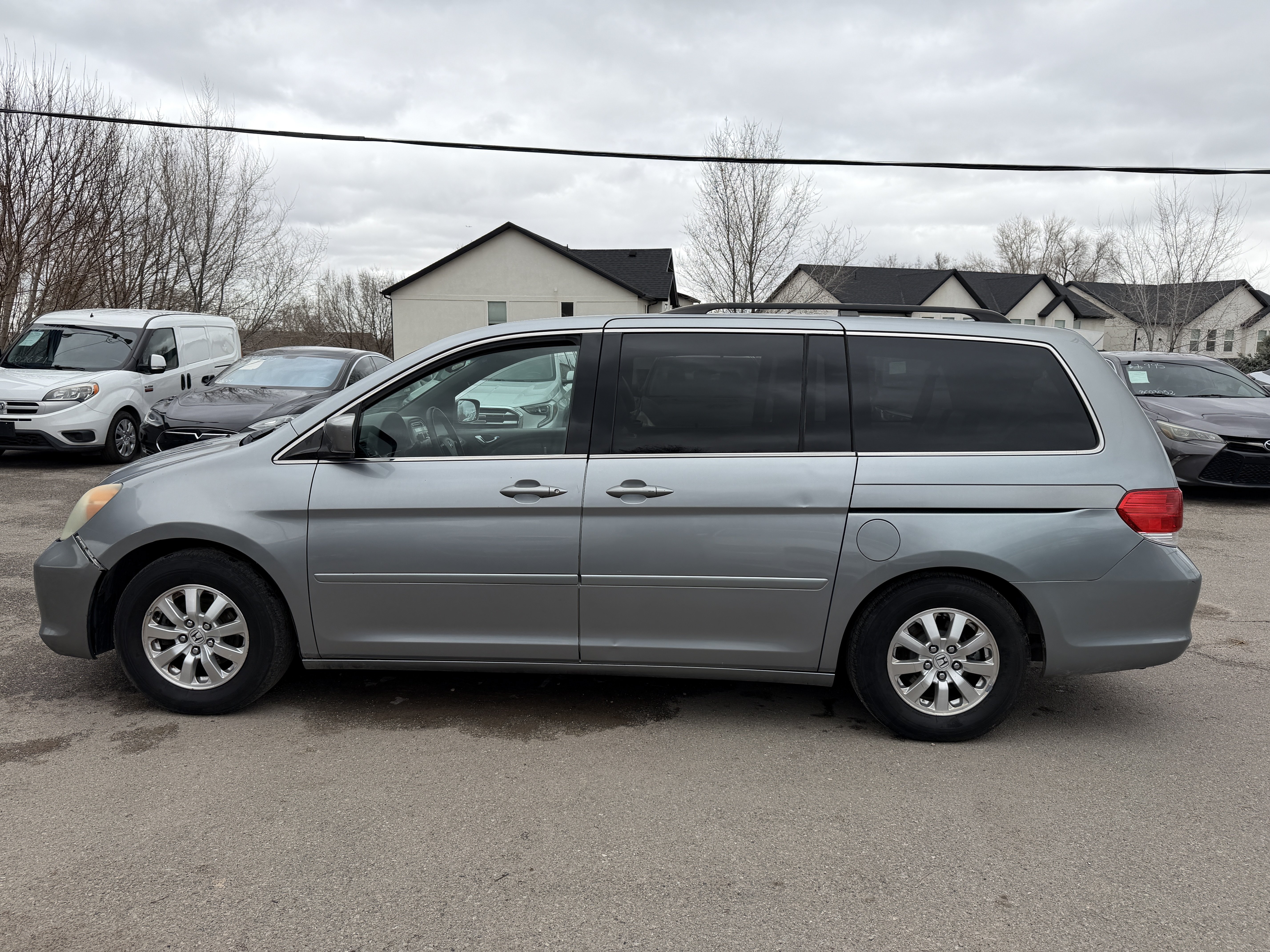 Used 2010 Honda Odyssey EX-L image 8