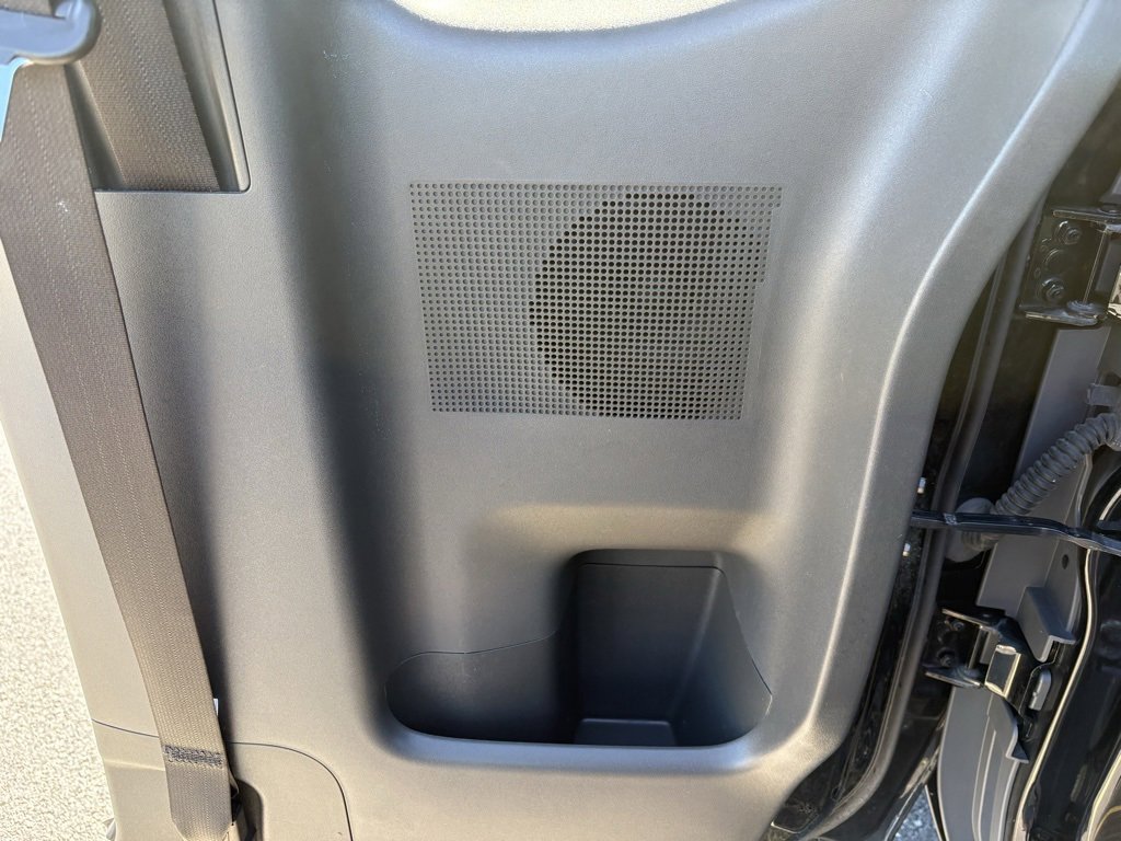 Used 2020 Nissan Frontier S image 27