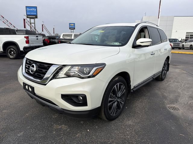 Used 2020 Nissan Pathfinder Platinum image 10