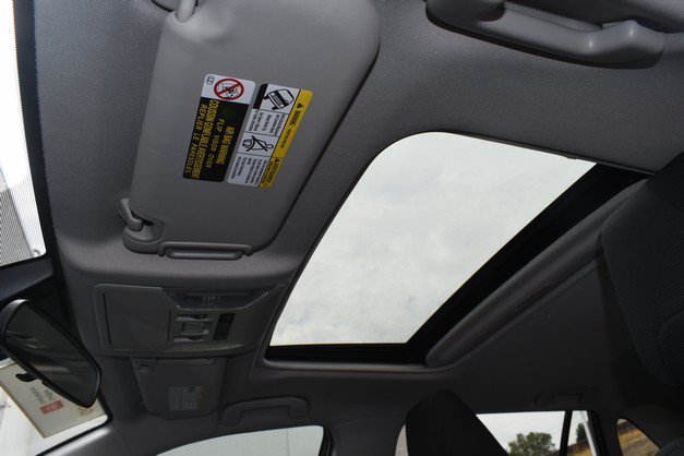 Certified 2022 Toyota RAV4 XLE w/ Convenience Package FWD image 19