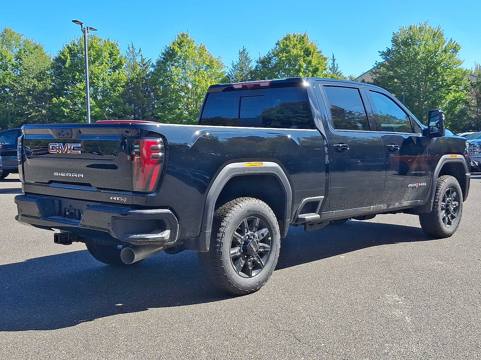 New 2026 GMC Sierra 2500 AT4 w/ AT4 Premium Plus Package image 4