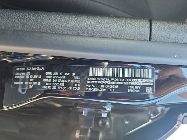 Used 2016 Jeep Renegade Latitude w/ Popular Equipment Group AWD/4WD image 37