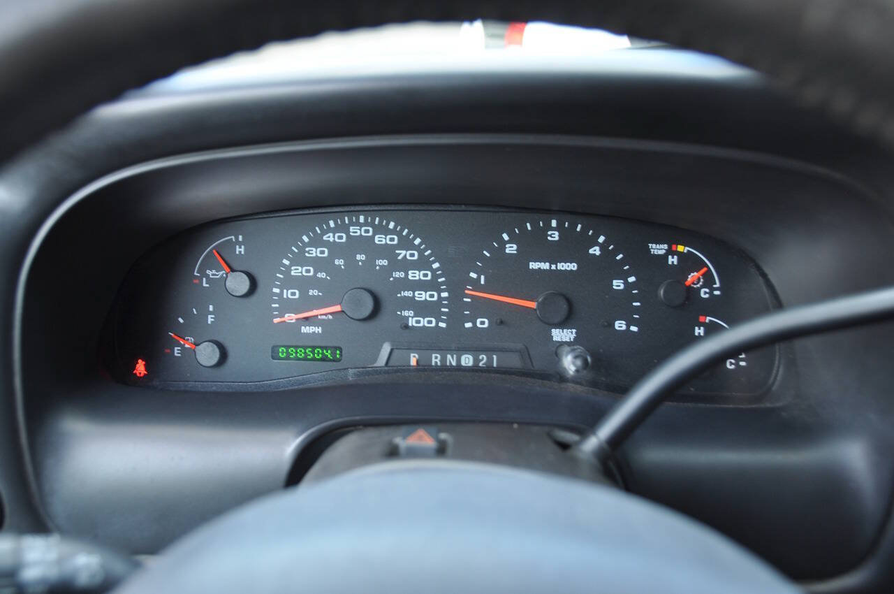 Used 2005 Ford Excursion Eddie Bauer RWD image 30
