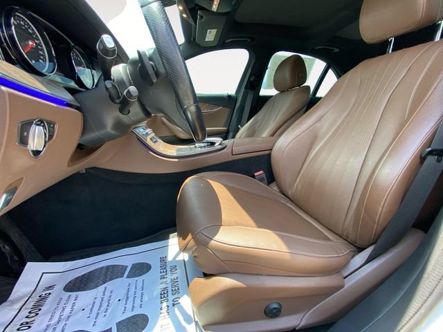 Used 2018 Mercedes-Benz E 300 image 9