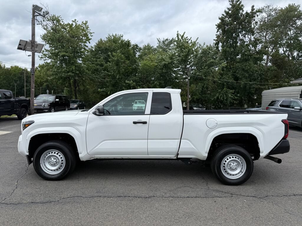 Used 2025 Toyota Tacoma SR RWD image 3