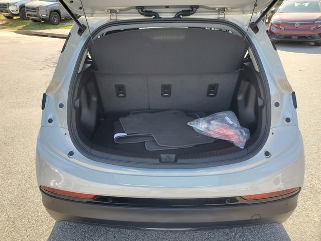 Used 2023 Chevrolet Bolt LT w/ Infotainment Package image 11