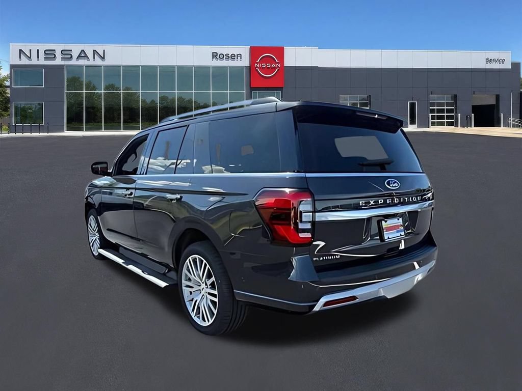 Used 2024 Ford Expedition Platinum AWD/4WD image 4