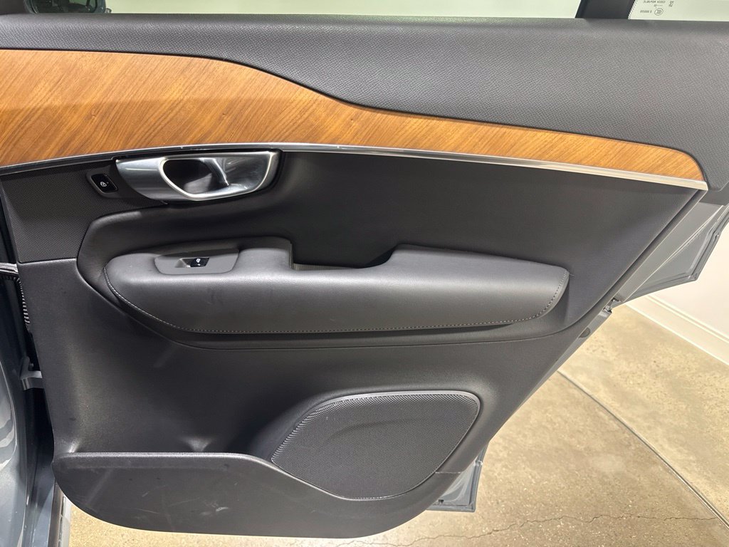 Certified 2023 Volvo XC90 B6 Plus w/ Protection Package Premier AWD/4WD image 23