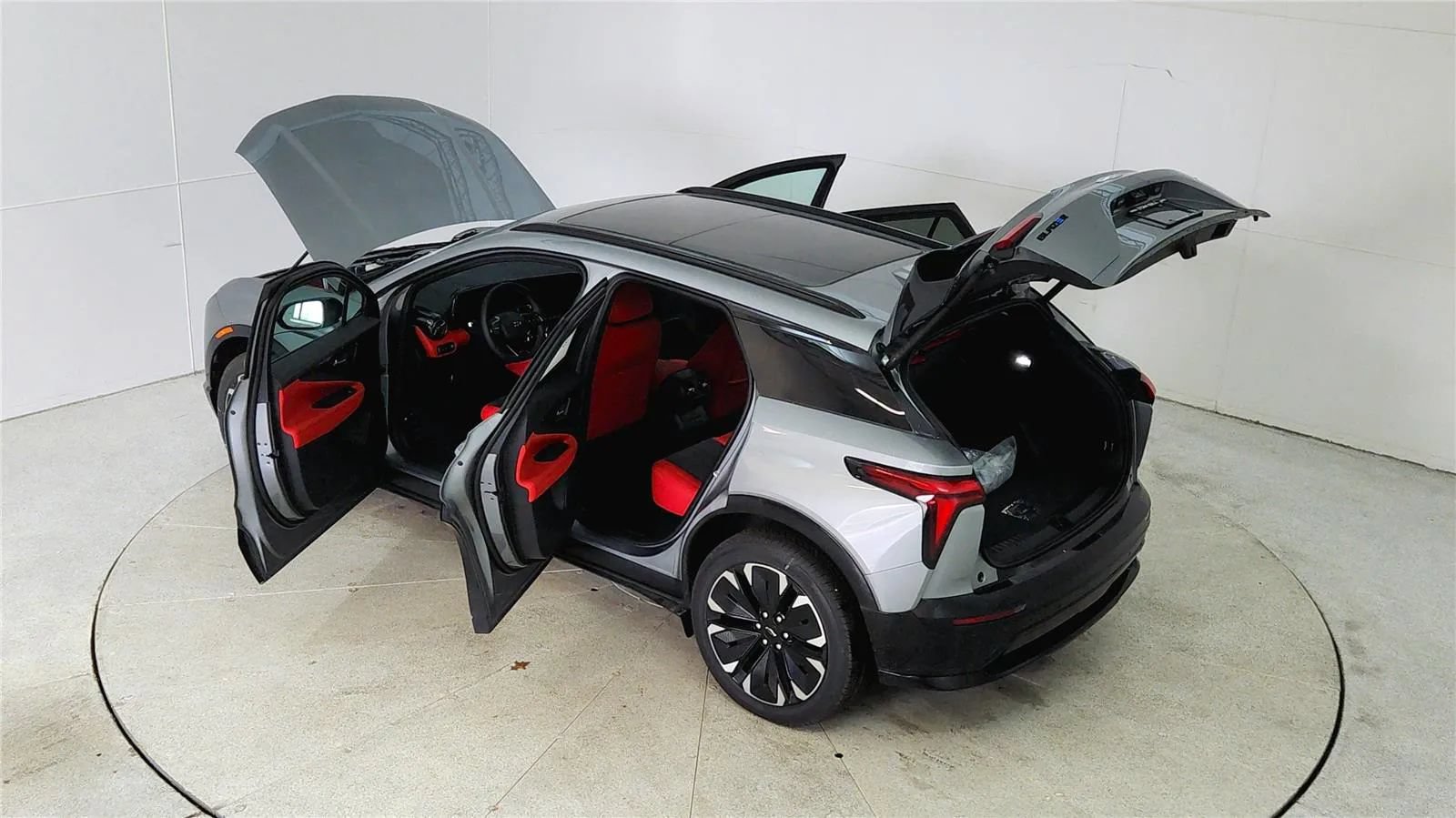New 2025 Chevrolet Blazer EV RS RWD image 23