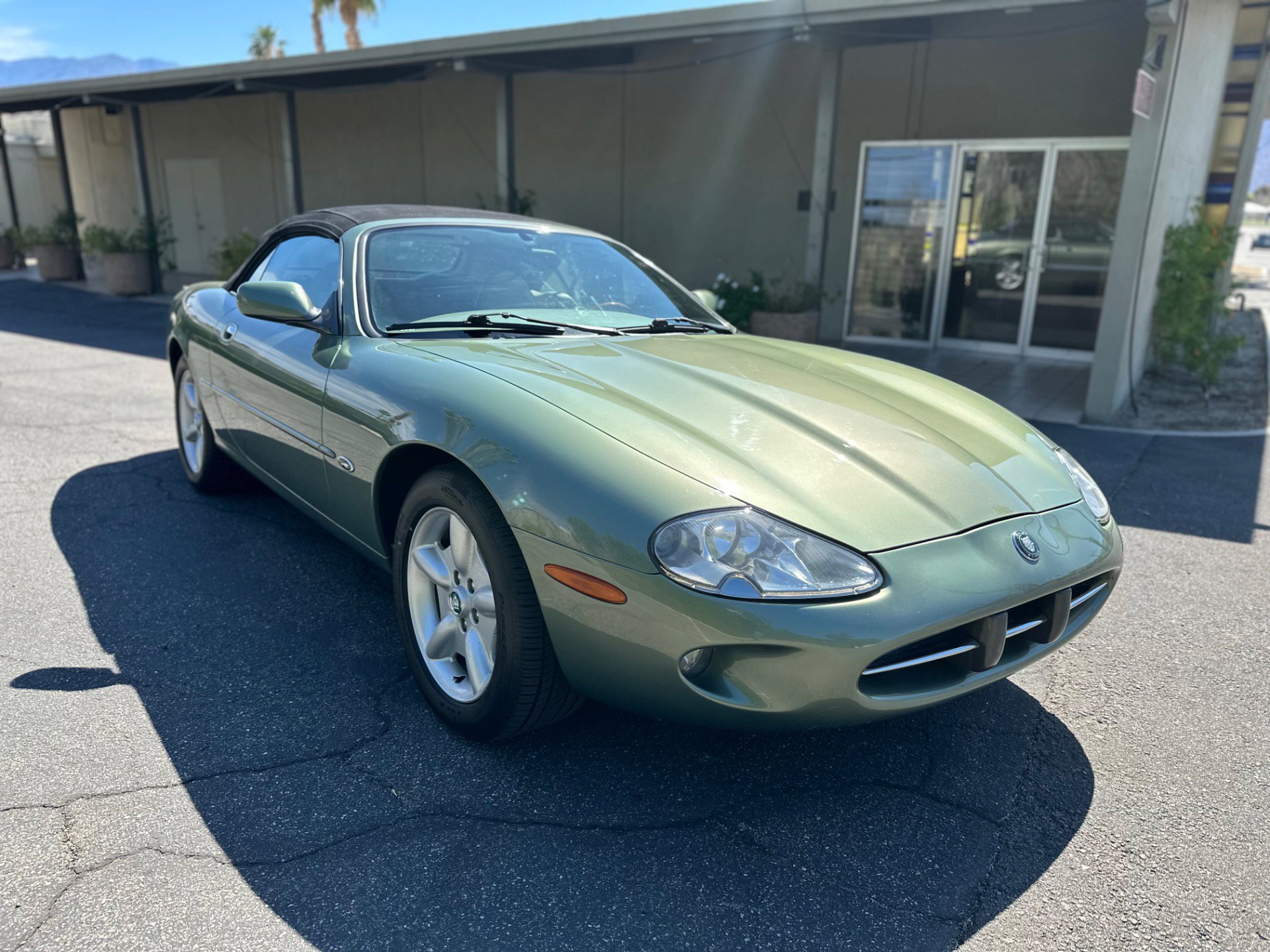 Used 1999 Jaguar XK8 Convertible RWD image 5