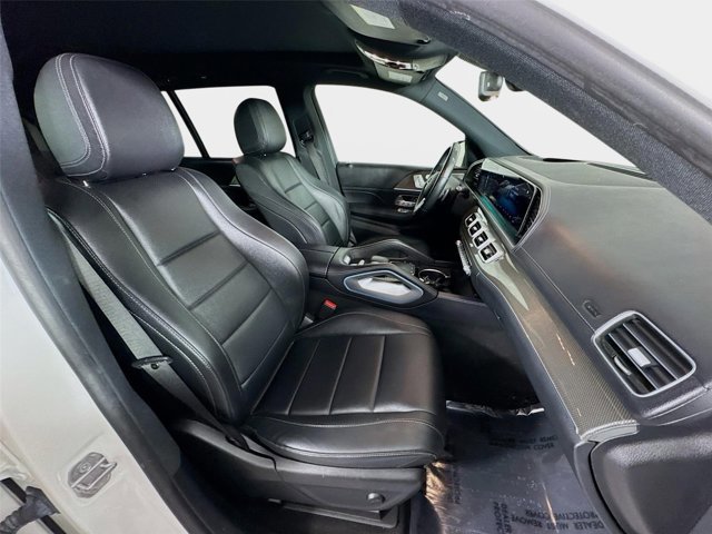 Used 2021 Mercedes-Benz GLS 450 4MATIC image 30