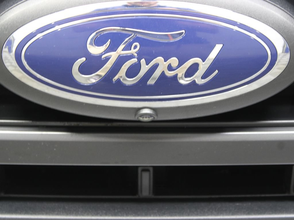 Used 2023 Ford F150 Lariat w/ Equipment Group 502A High AWD/4WD image 56