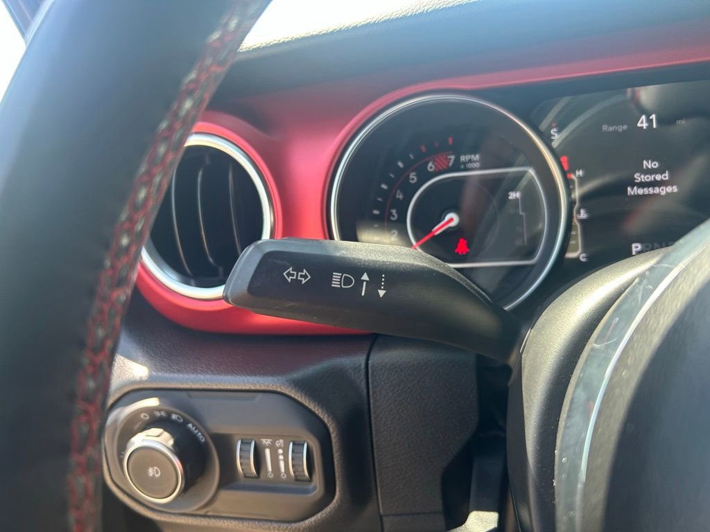 Used 2022 Jeep Wrangler Unlimited Rubicon AWD/4WD image 24