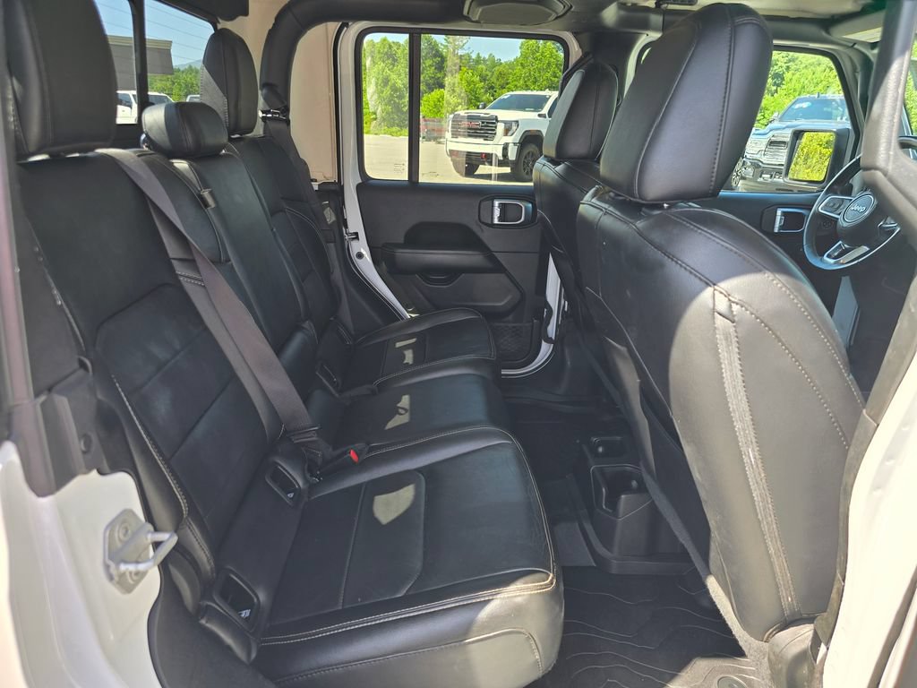 Used 2020 Jeep Gladiator Overland AWD/4WD image 27
