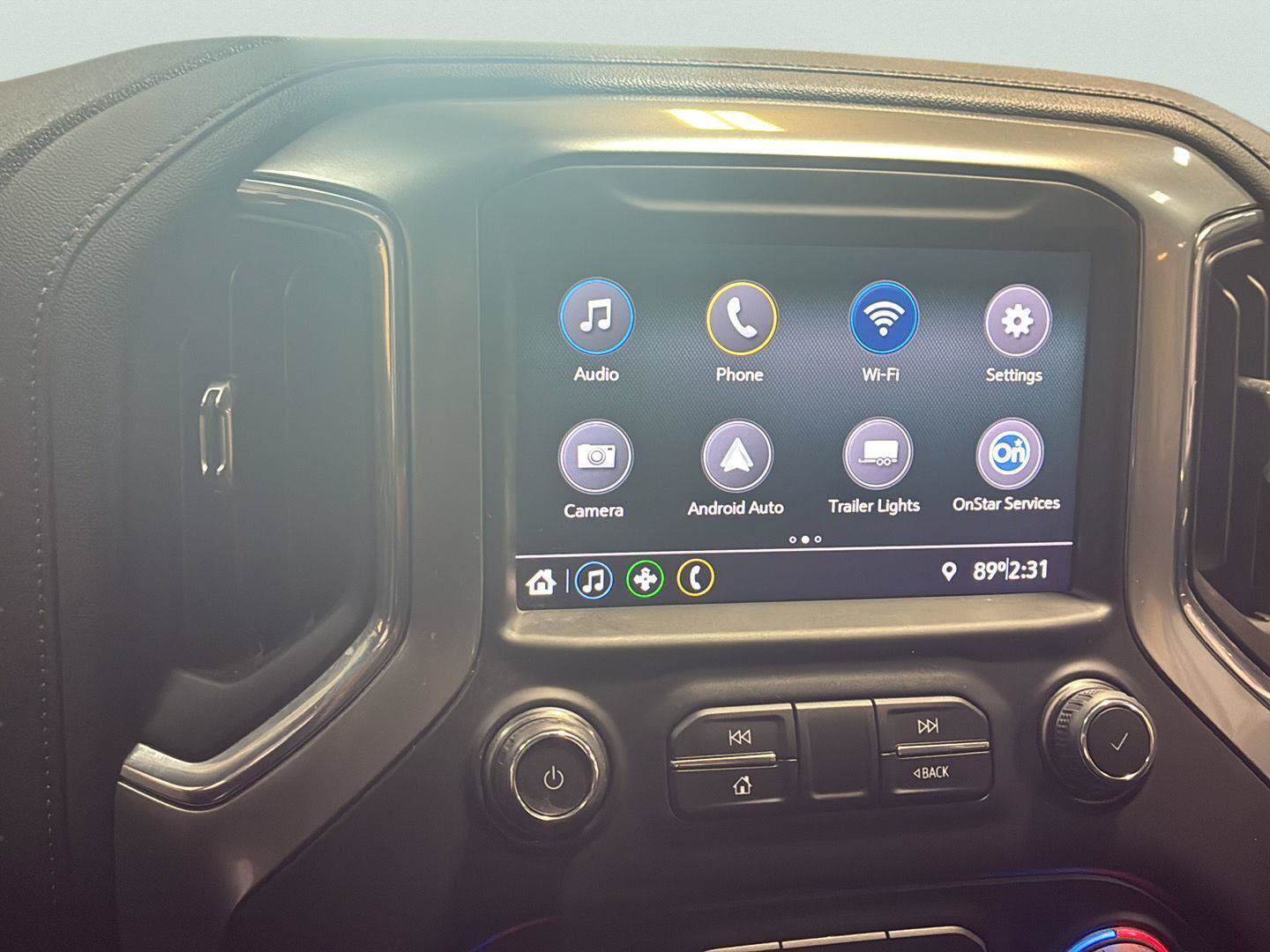 Used 2022 Chevrolet Silverado 1500 LT AWD/4WD image 18