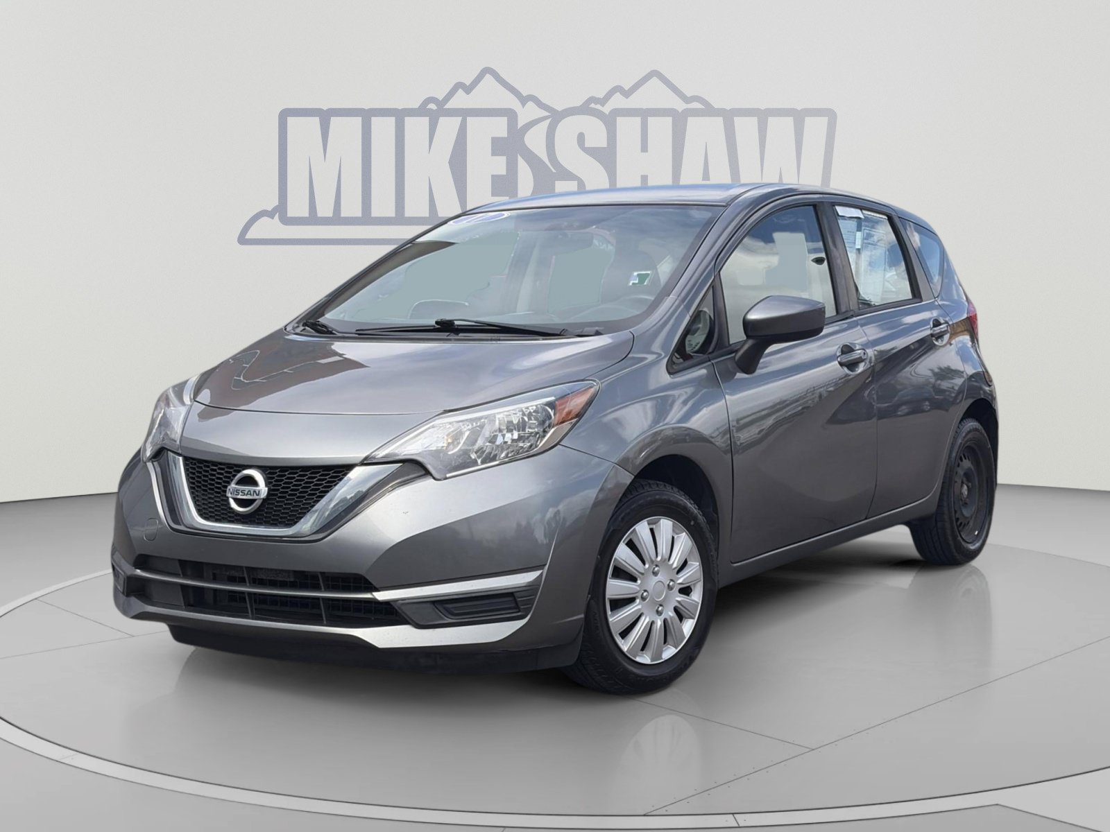 Used 2017 Nissan Versa Note SV FWD image 1