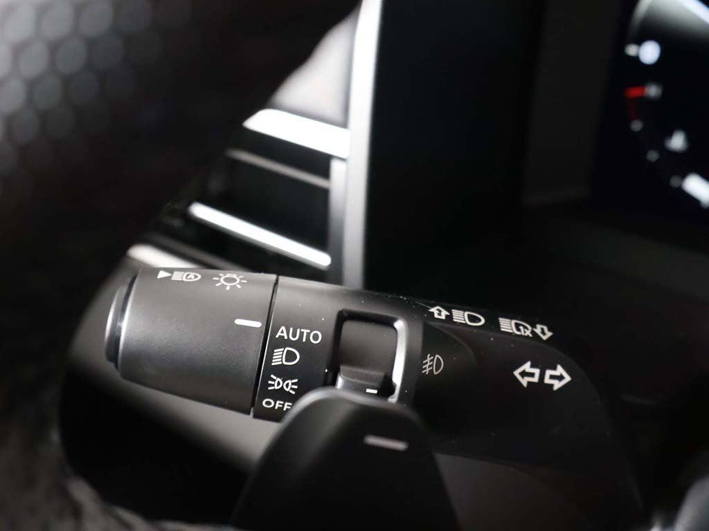 New 2025 Mitsubishi Outlander SE FWD image 47