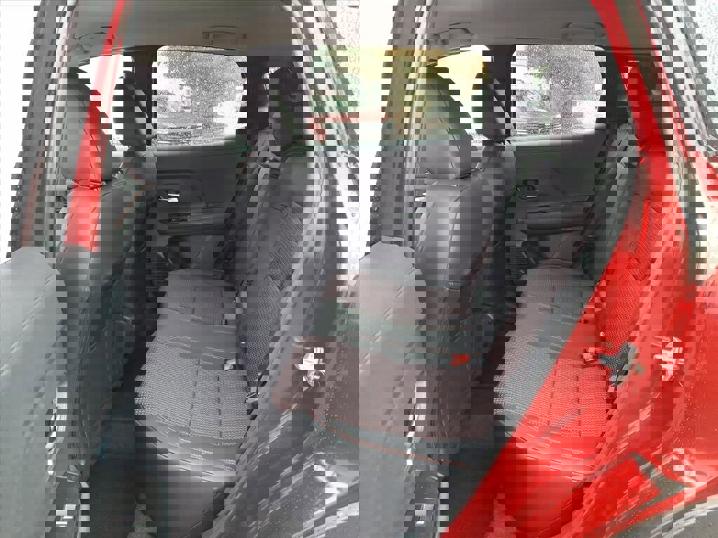 New 2026 Nissan Kicks SR image 6