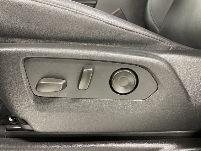 Used 2022 Chevrolet Tahoe LT w/ Luxury Package image 12