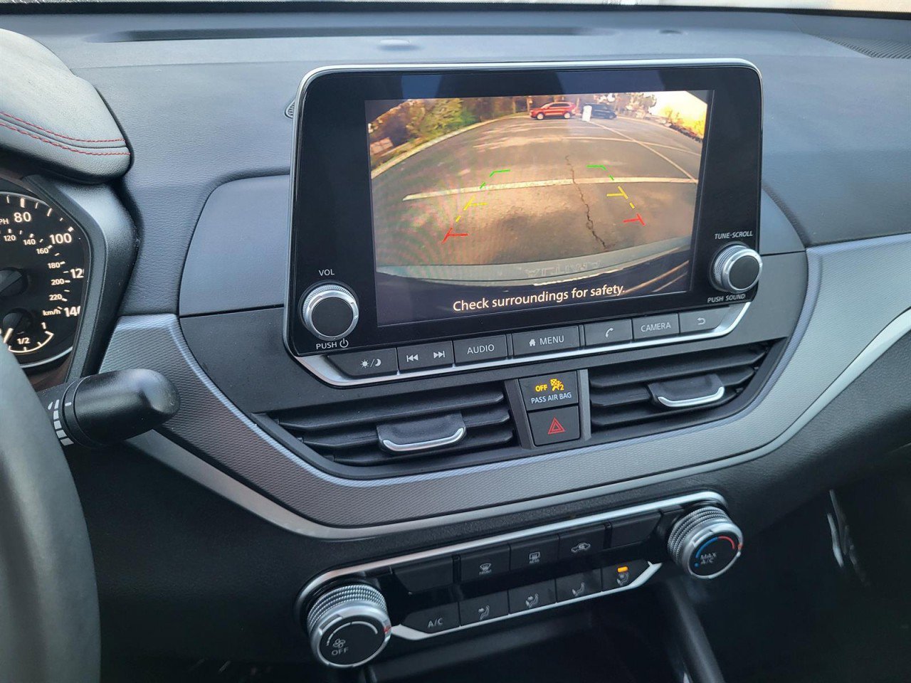 Used 2024 Nissan Altima 2.5 SR image 17