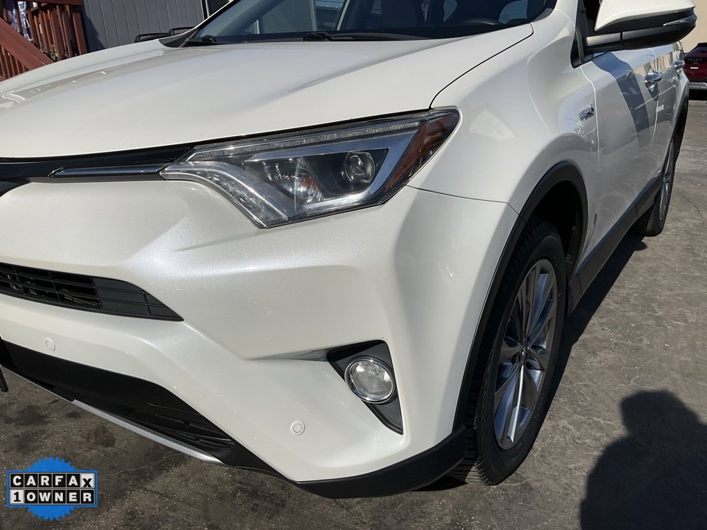 Used 2017 Toyota RAV4 Limited image 89