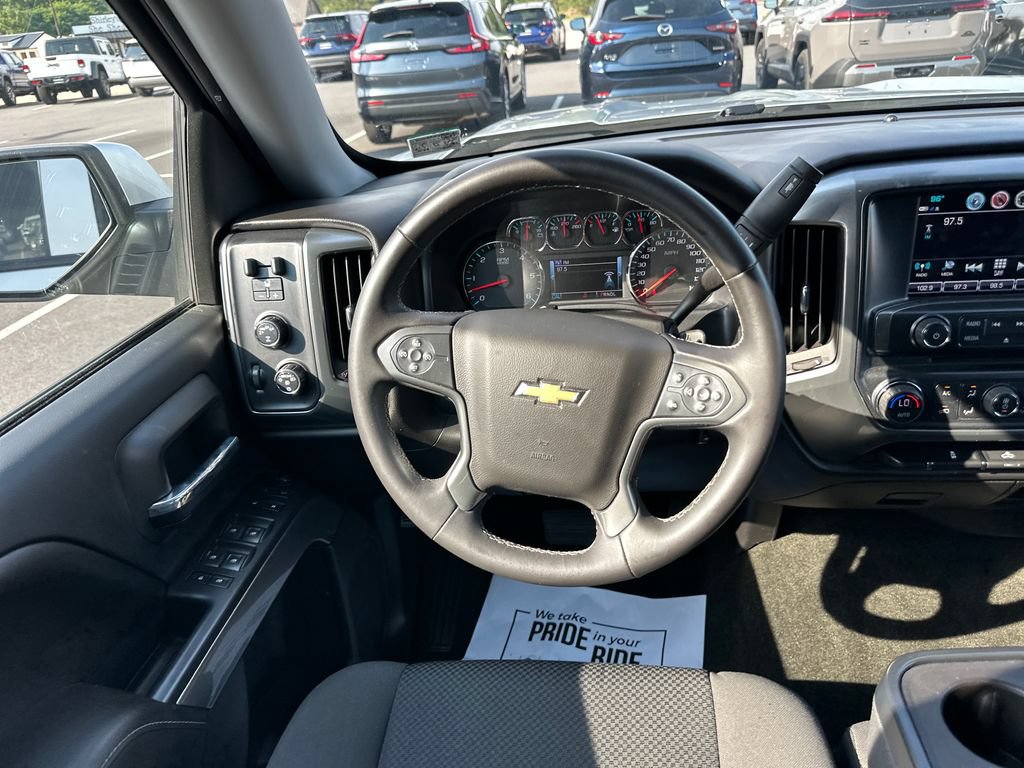 Used 2017 Chevrolet Silverado 1500 LT w/ All Star Edition AWD/4WD image 19