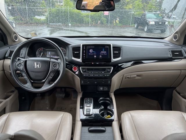 Used 2018 Honda Pilot Touring image 9