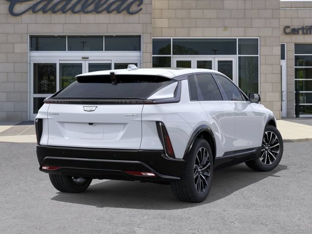 New 2026 Cadillac Lyriq Sport w/ LPO, Floor Liner Package AWD/4WD image 4