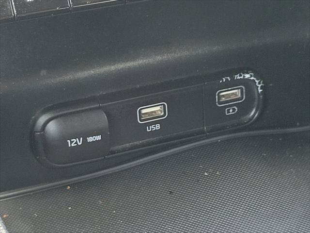 Used 2022 Kia K5 GT-Line FWD image 32