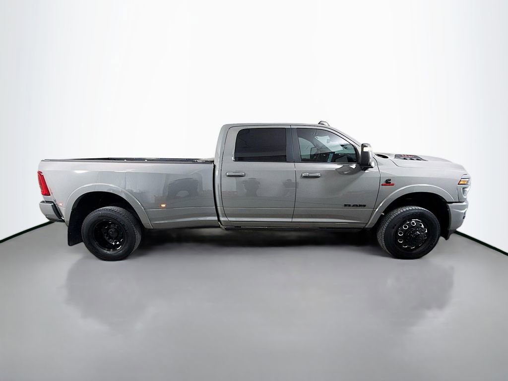 Used 2025 RAM 3500 Limited AWD/4WD image 8