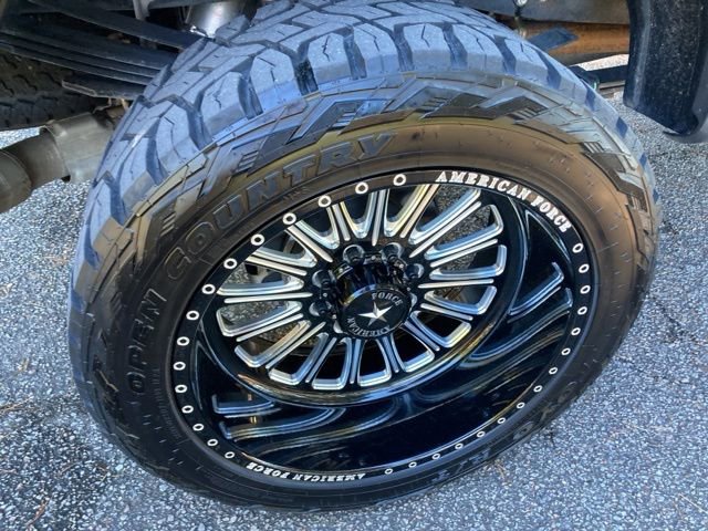 Used 2024 Ford F350 Limited w/ FX4 Off-Road Package image 17