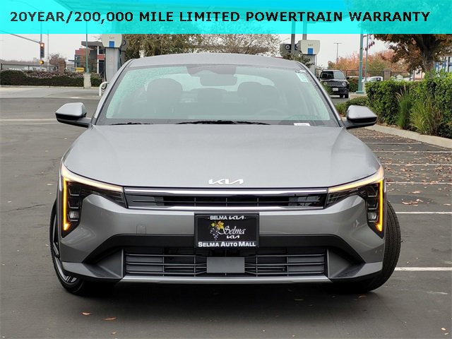 New 2025 Kia K4 EX image 2