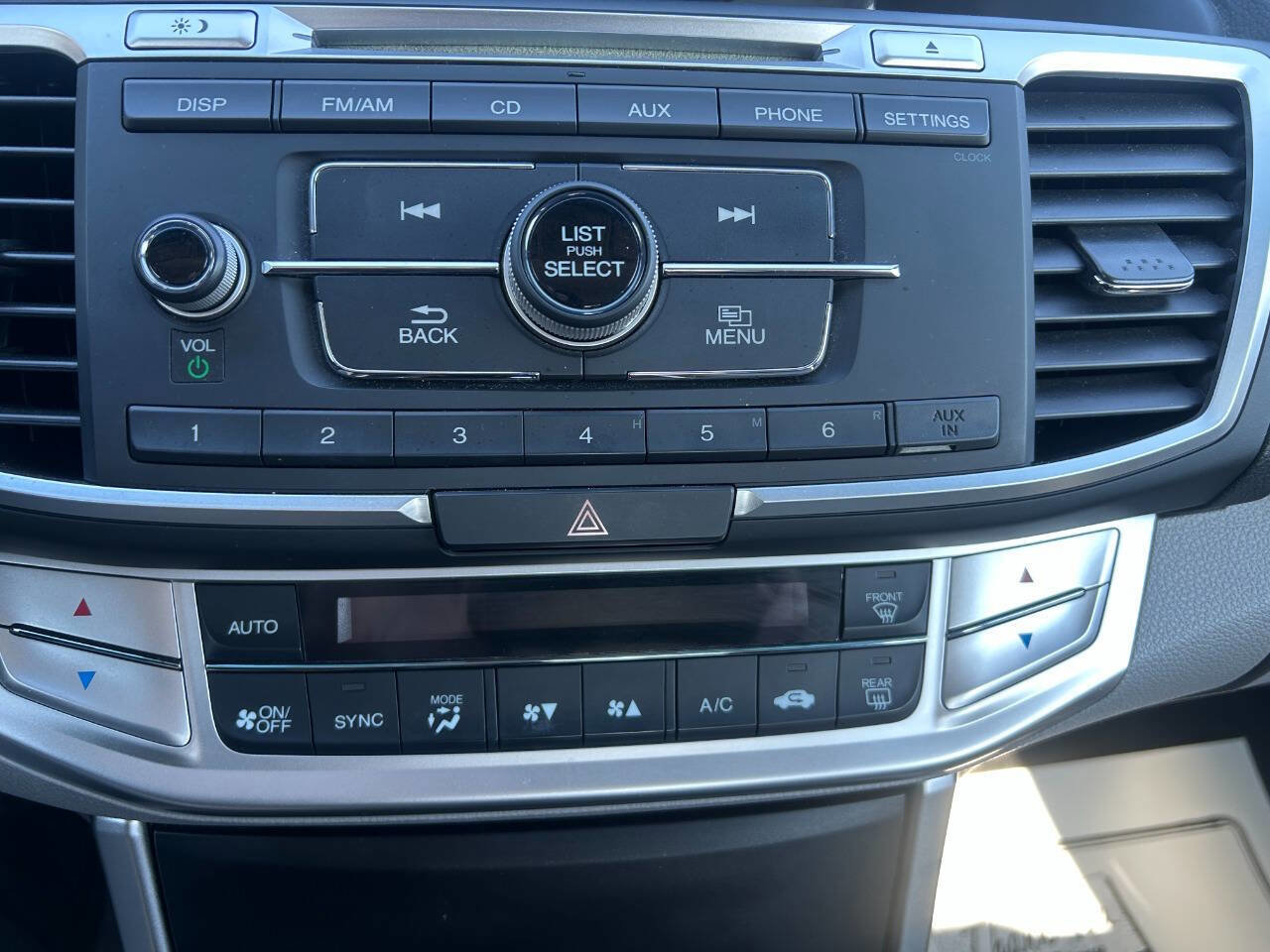 Used 2014 Honda Accord LX image 27