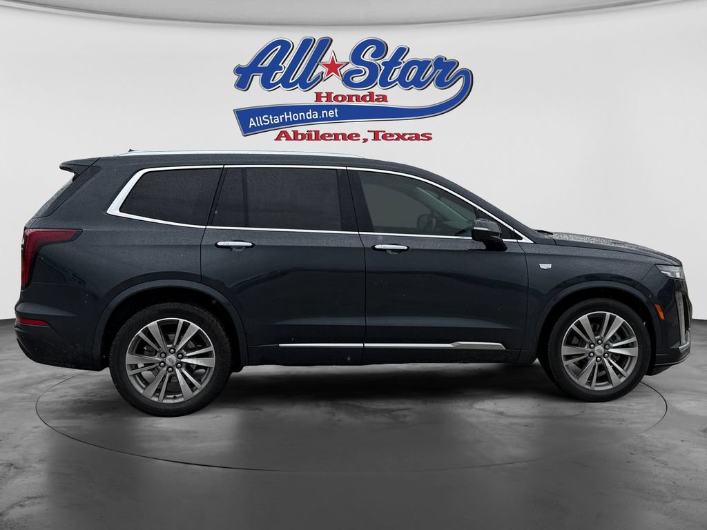 Used 2021 Cadillac XT6 Premium Luxury FWD image 4