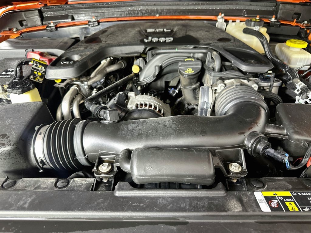 Used 2019 Jeep Wrangler Unlimited Sahara AWD/4WD image 10