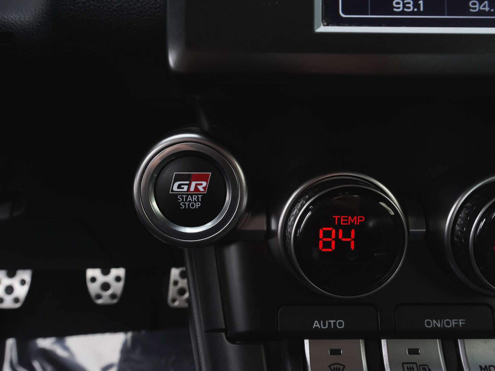 Used 2024 Toyota GR86 Premium image 24