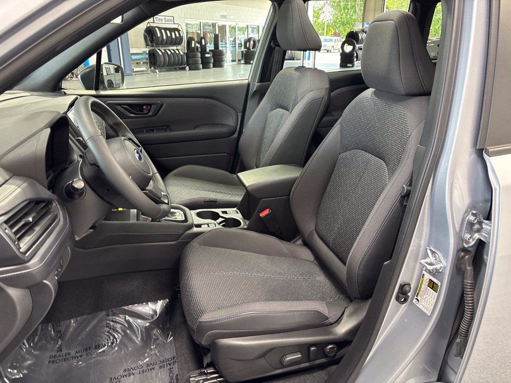 Used 2025 Subaru Forester Premium AWD/4WD image 10