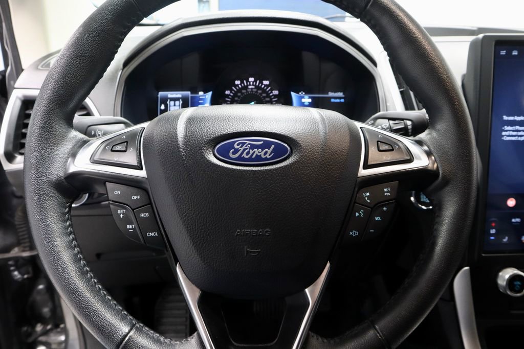 Certified 2024 Ford Edge SEL image 31