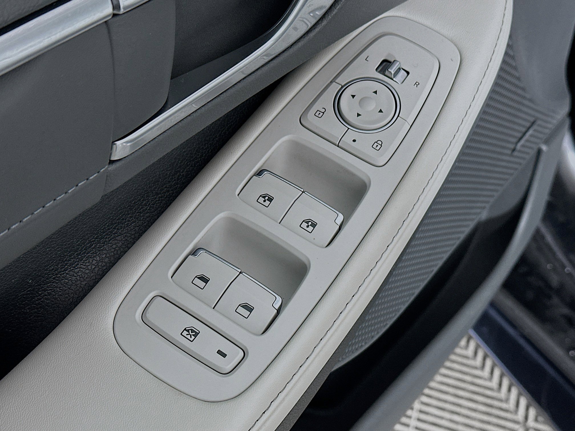 Certified 2022 Hyundai Sonata Limited image 18