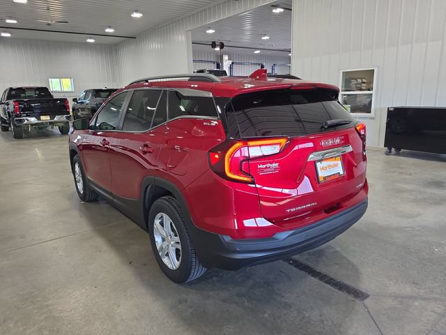 Used 2024 GMC Terrain SLE w/ Driver Convenience Package AWD/4WD image 6