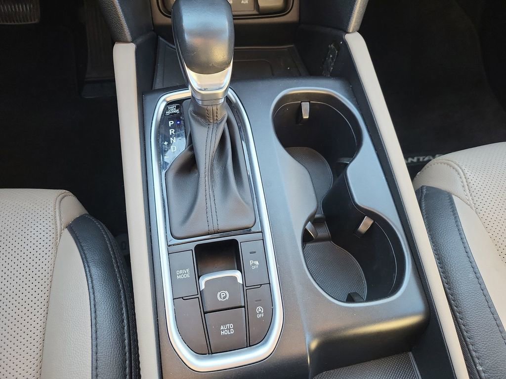 Used 2020 Hyundai Santa Fe SEL w/ Cargo Package image 15