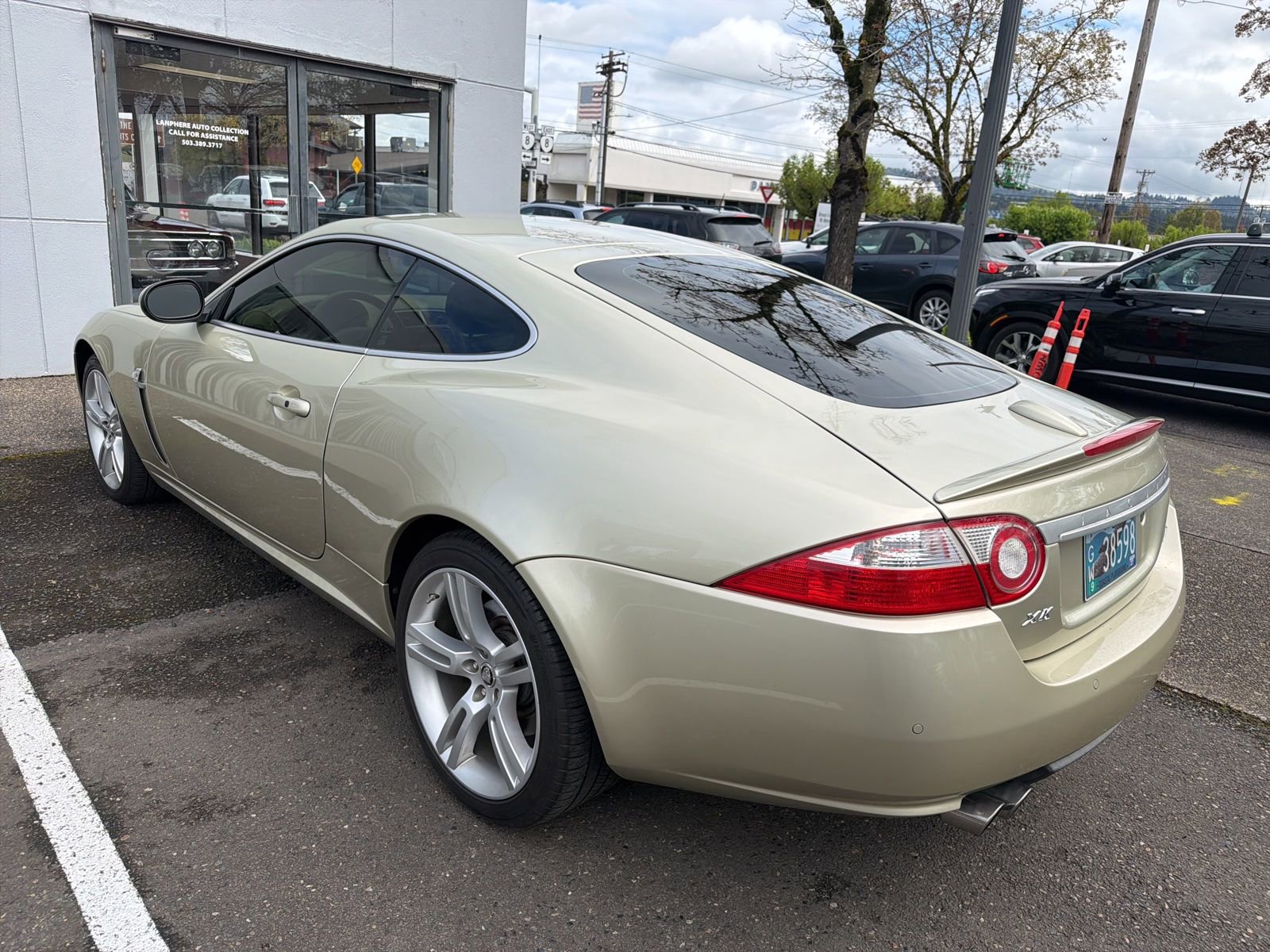 Used 2008 Jaguar XKR R image 6