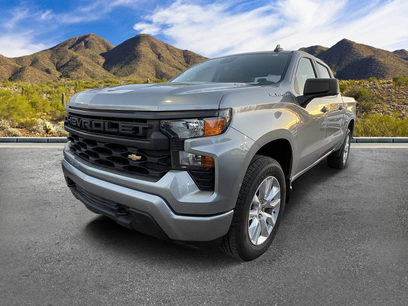 Used 2025 Chevrolet Silverado 1500 Custom AWD/4WD image 2