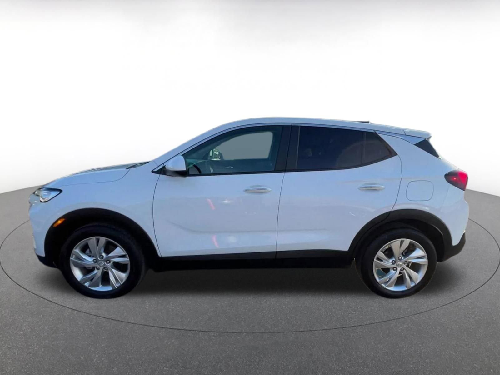 Used 2025 Buick Encore GX Preferred image 9