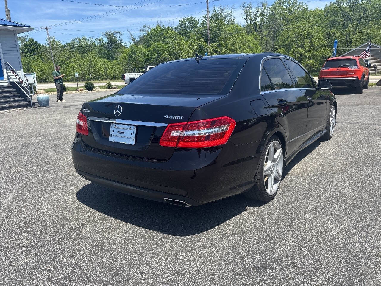 Used 2010 Mercedes-Benz E 350 4MATIC Sedan image 6