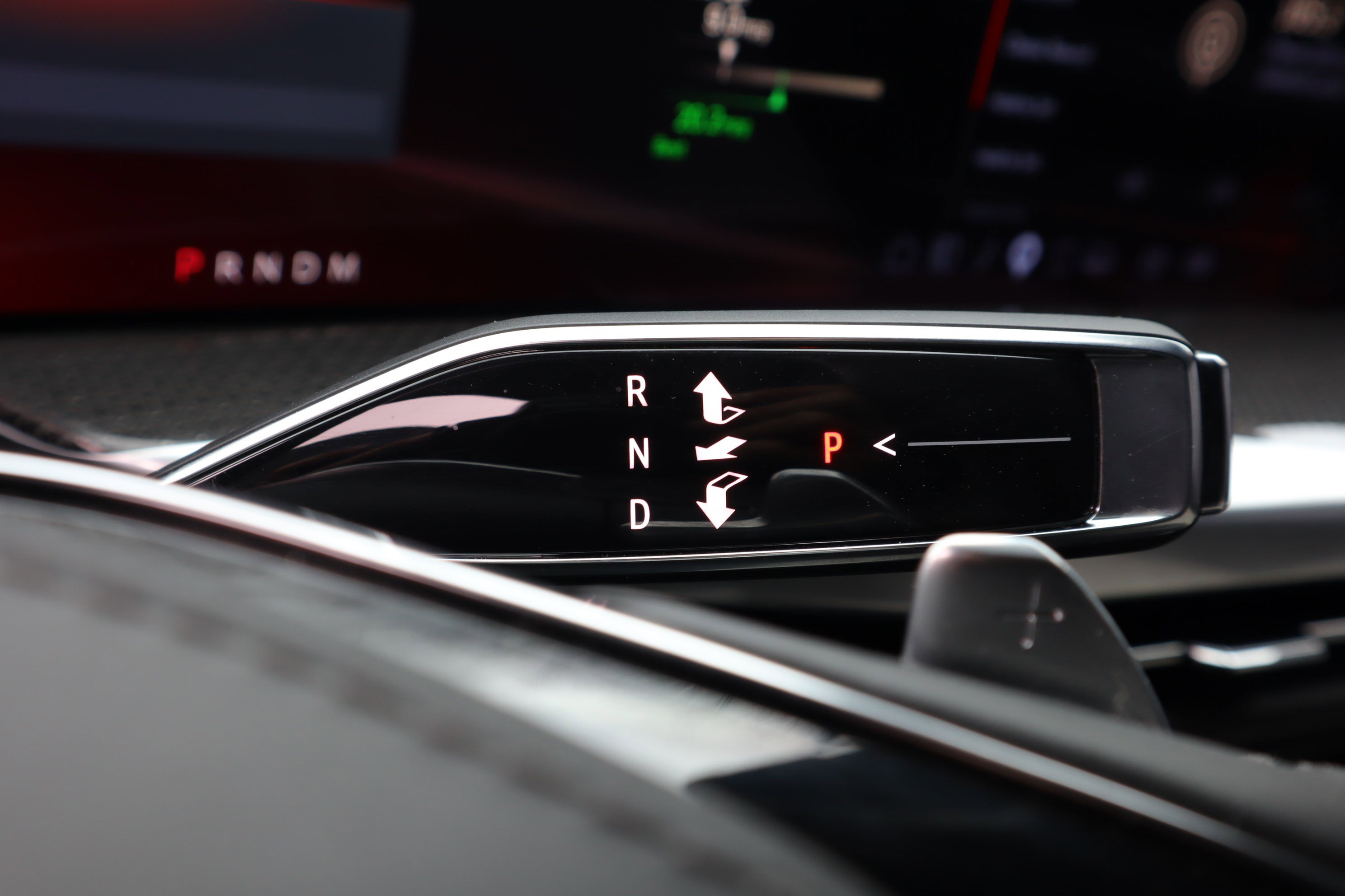 Used 2025 Cadillac Escalade V w/ LPO, ONYX Package image 25