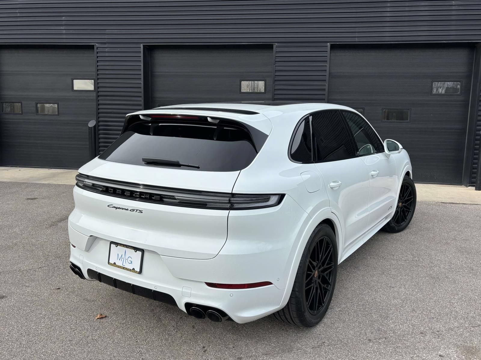 New 2026 Porsche Cayenne GTS AWD/4WD image 10