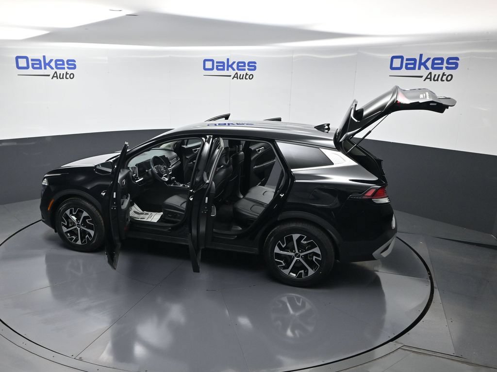 Certified 2024 Kia Sportage EX FWD image 60