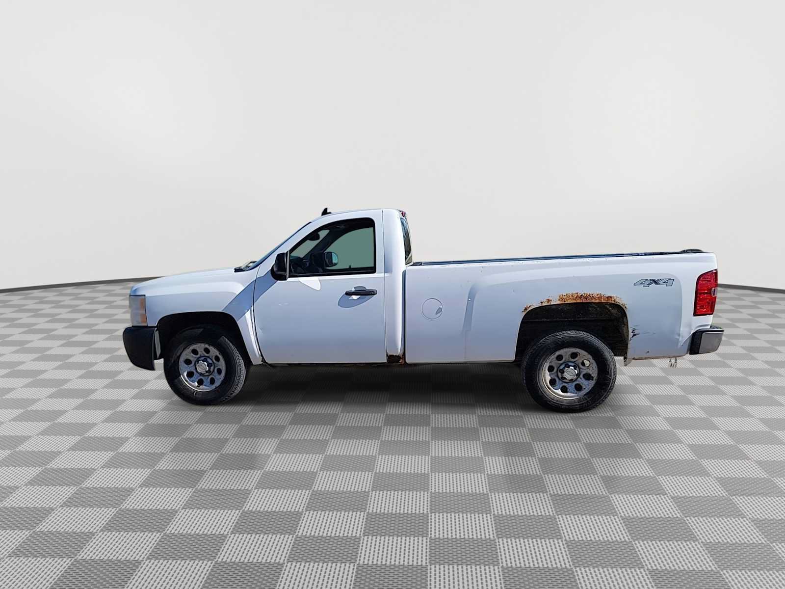 Used 2007 Chevrolet Silverado 1500 W/T AWD/4WD image 5