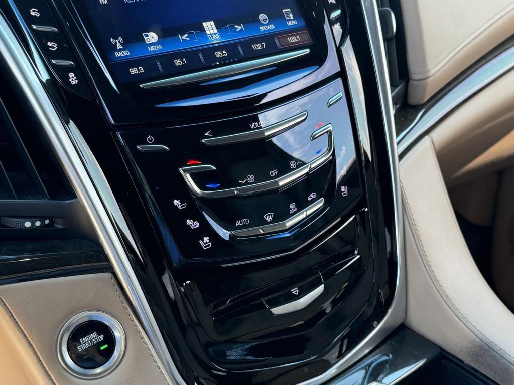 Used 2019 Cadillac Escalade Platinum w/ Escalade Sport Edition image 21